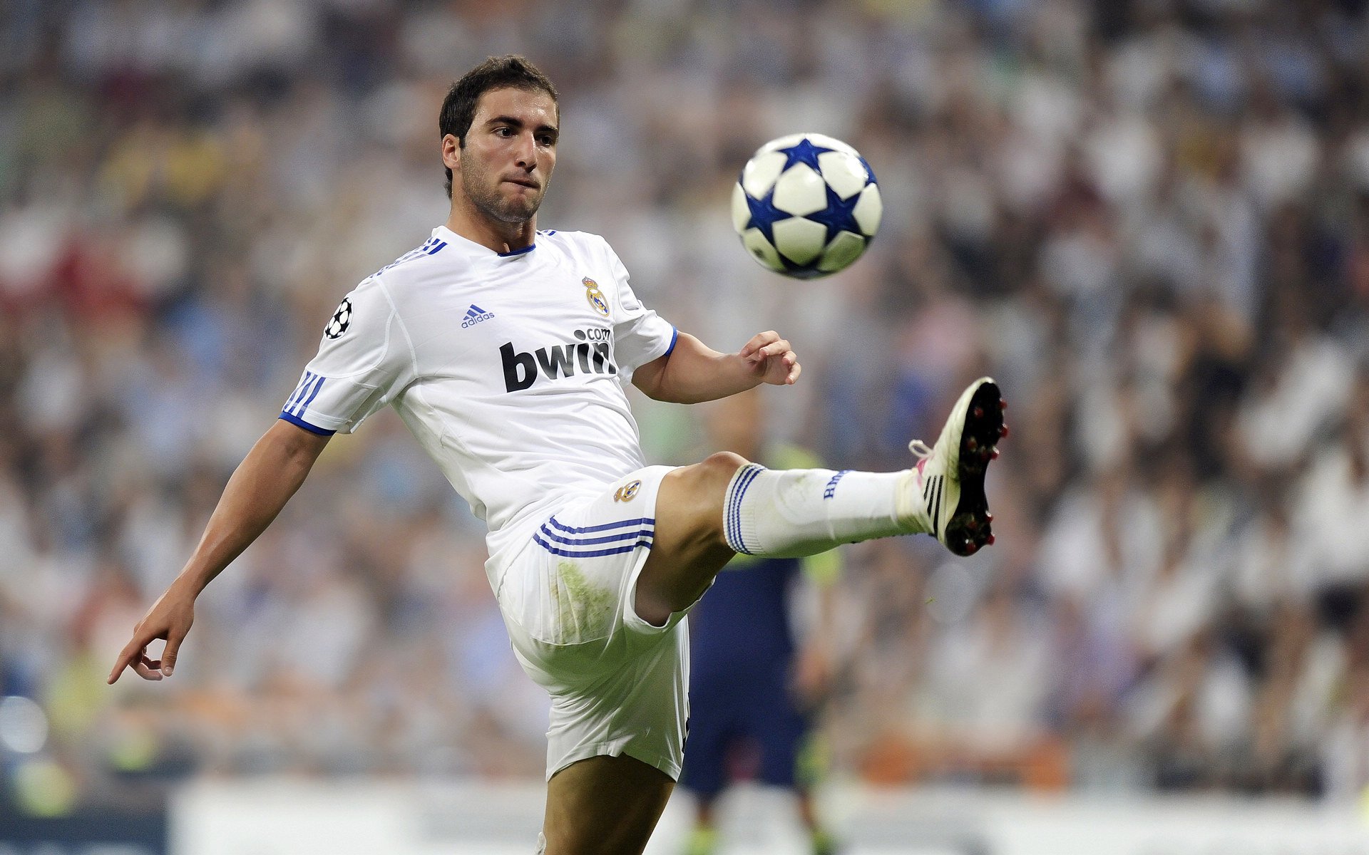 开云体育-逆转梦想：那些令人心跳加速的欧冠逆袭战，欧冠被逆转最多的球队